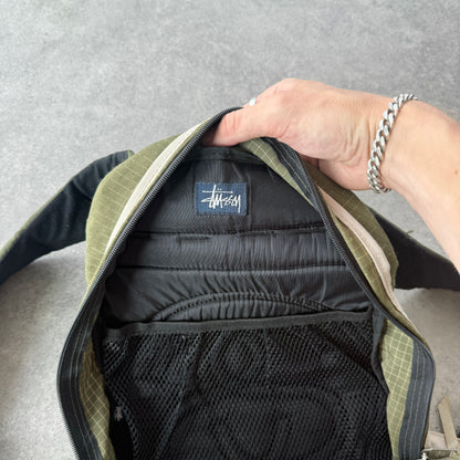 Stussy 1990s technical 40L backpack (19”x15”)