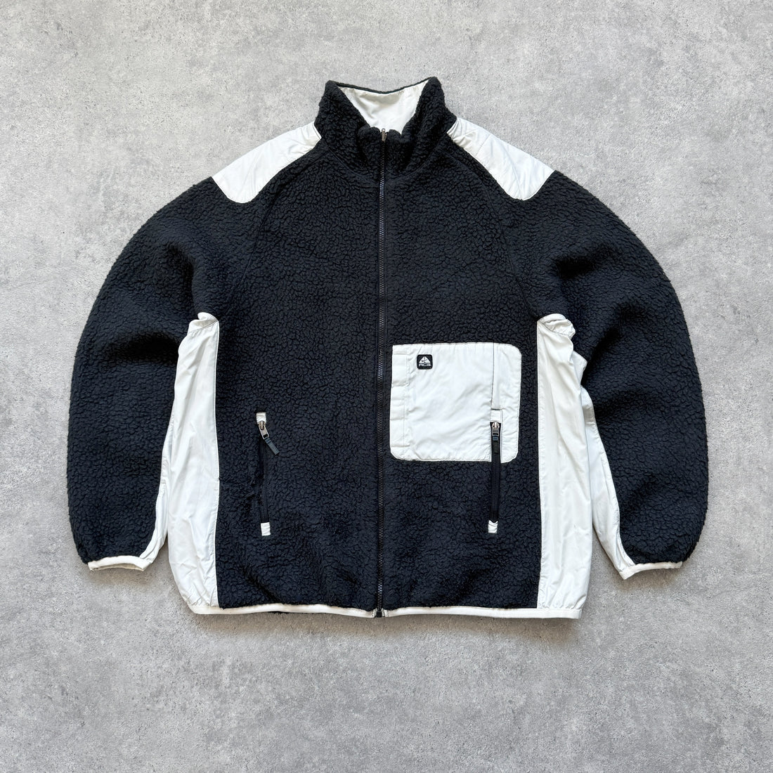 Nike ACG RARE 2000s reversible heavyweight two tone fleece jacket (XL)