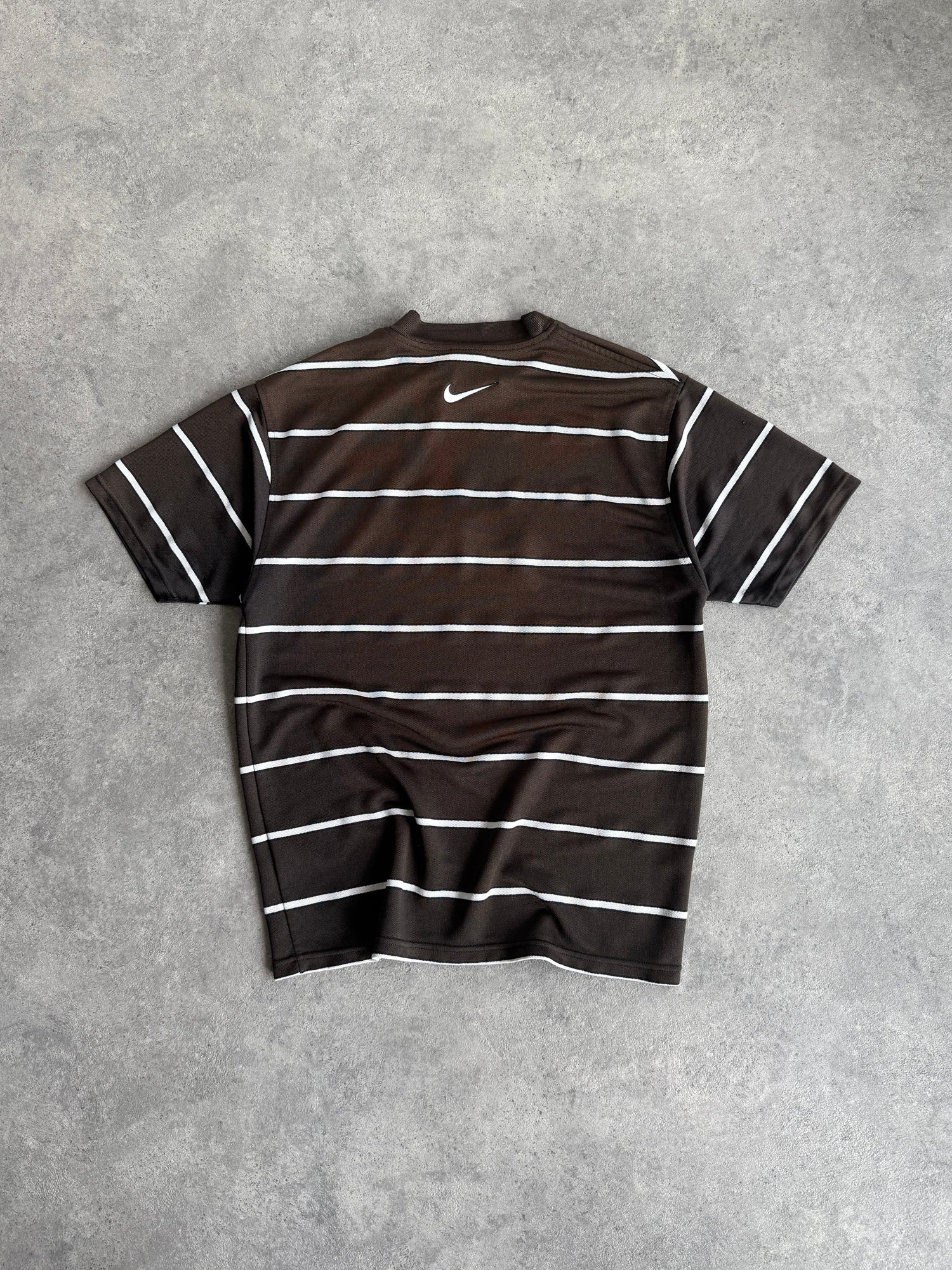 nike 1990s heavyweight striped t-shirt, chest logo detail