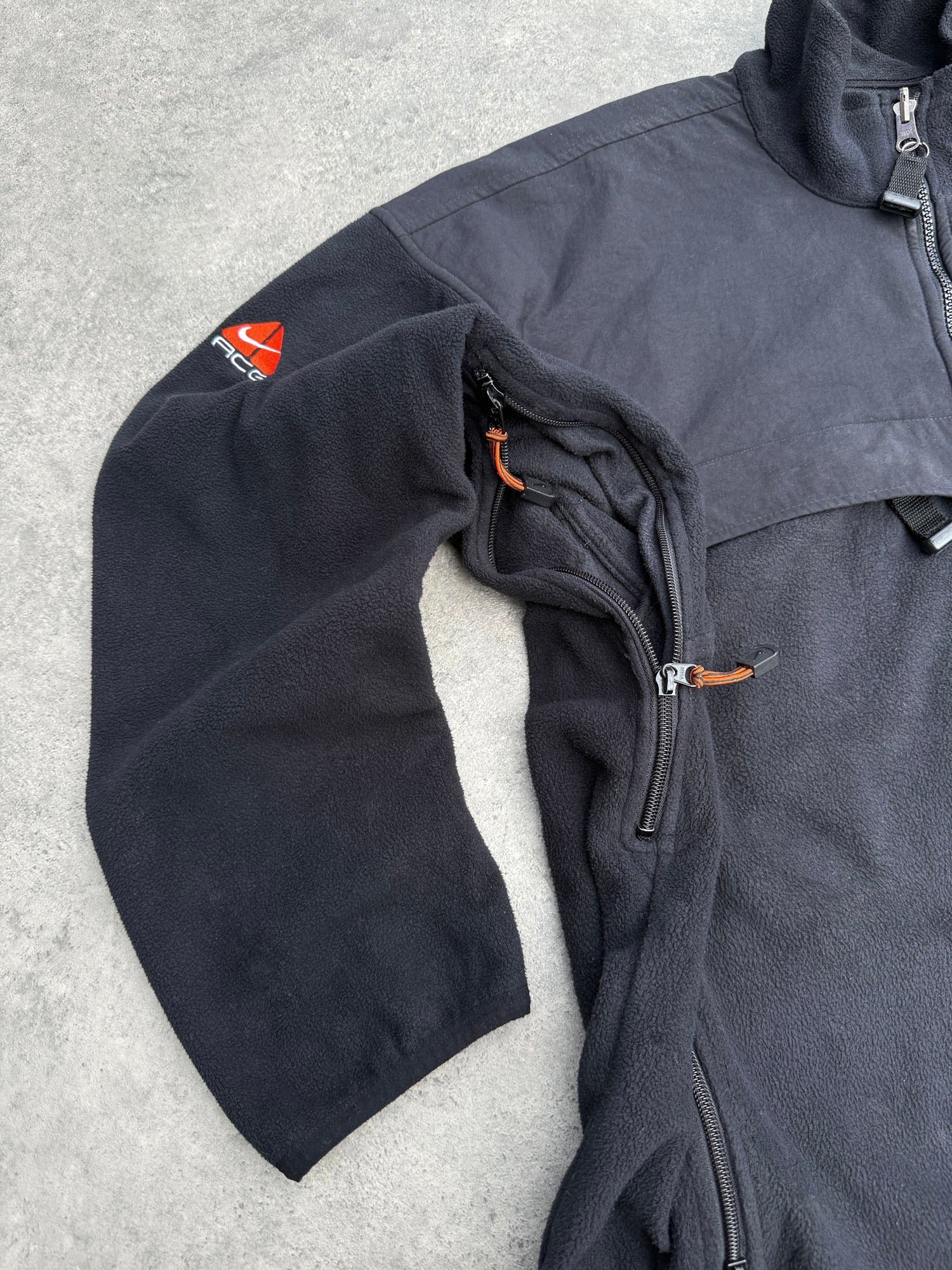 nike acg 1998 polartec fleece jacket in black orange, back view