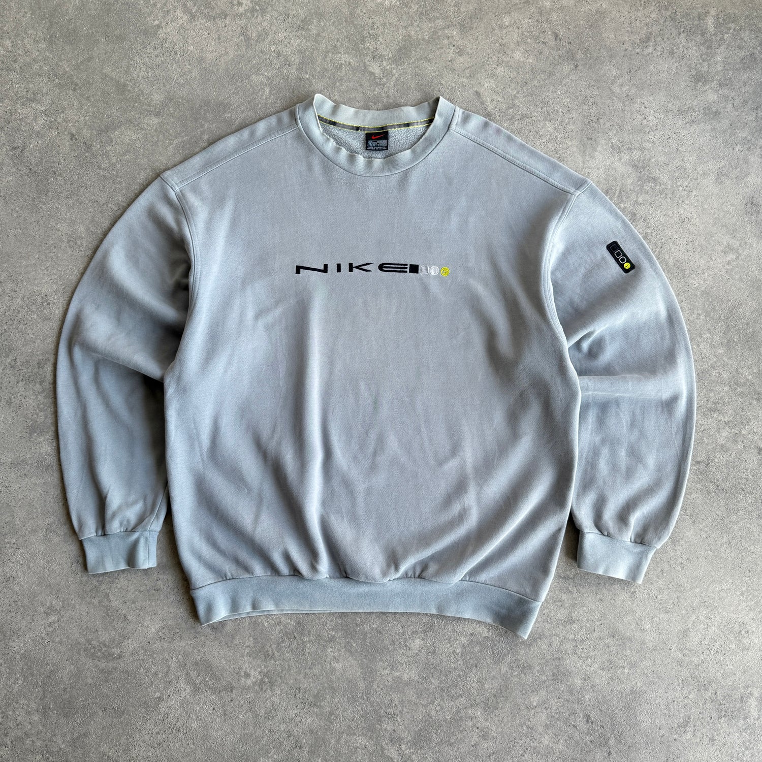 Nike 1999 heavyweight embroidered spellout sweatshirt (L)