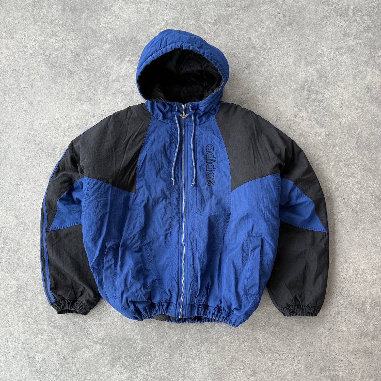 Adidas RARE 1990s spellout puffer bomber jacket (L)