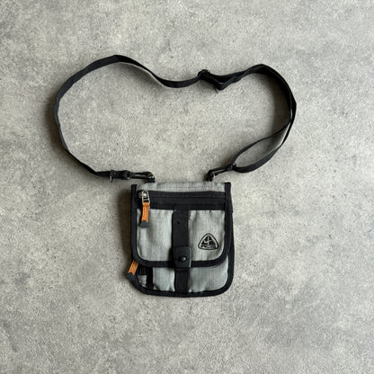 Nike ACG 1990s cross body technical utility pouch/bag (7”x6”)