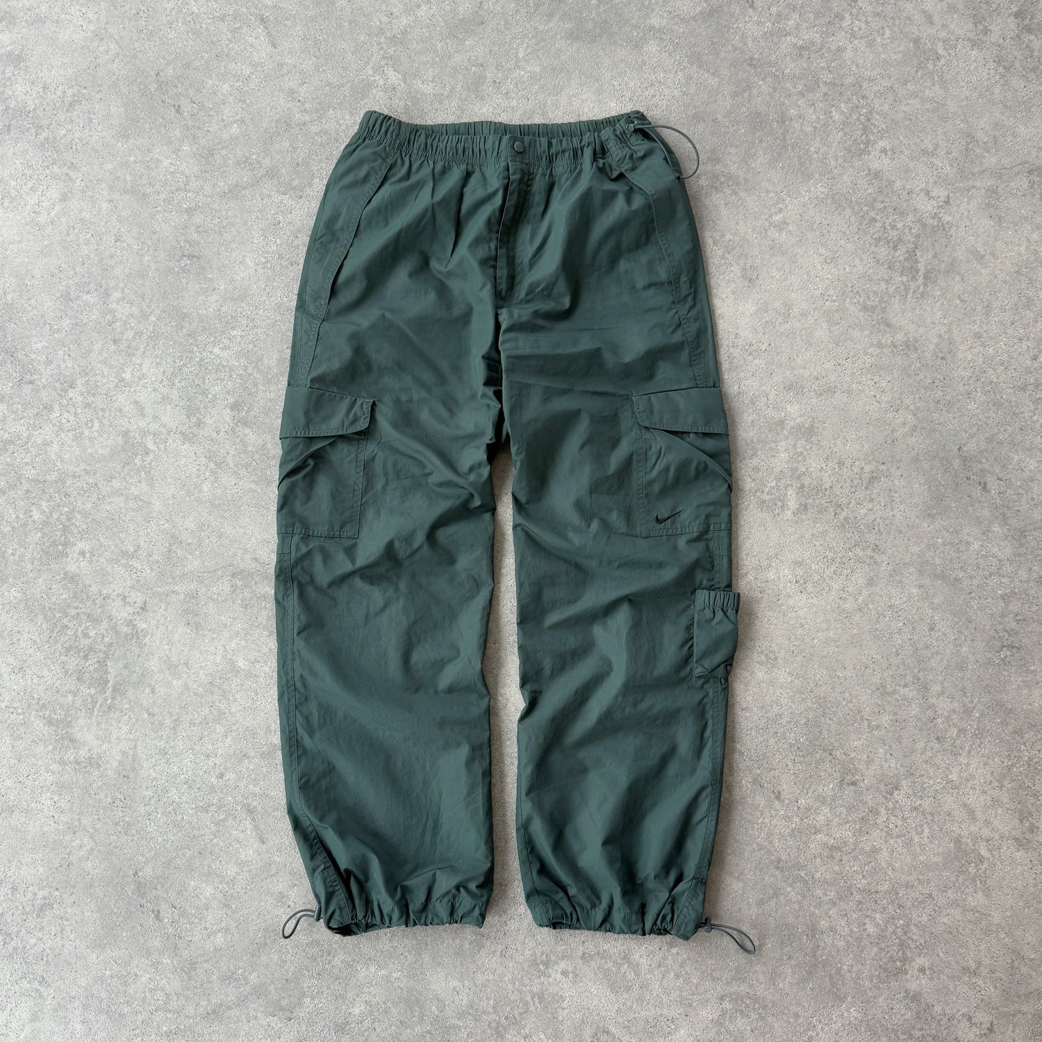 Nike 2000s clima-fit technical parachute pants (L)