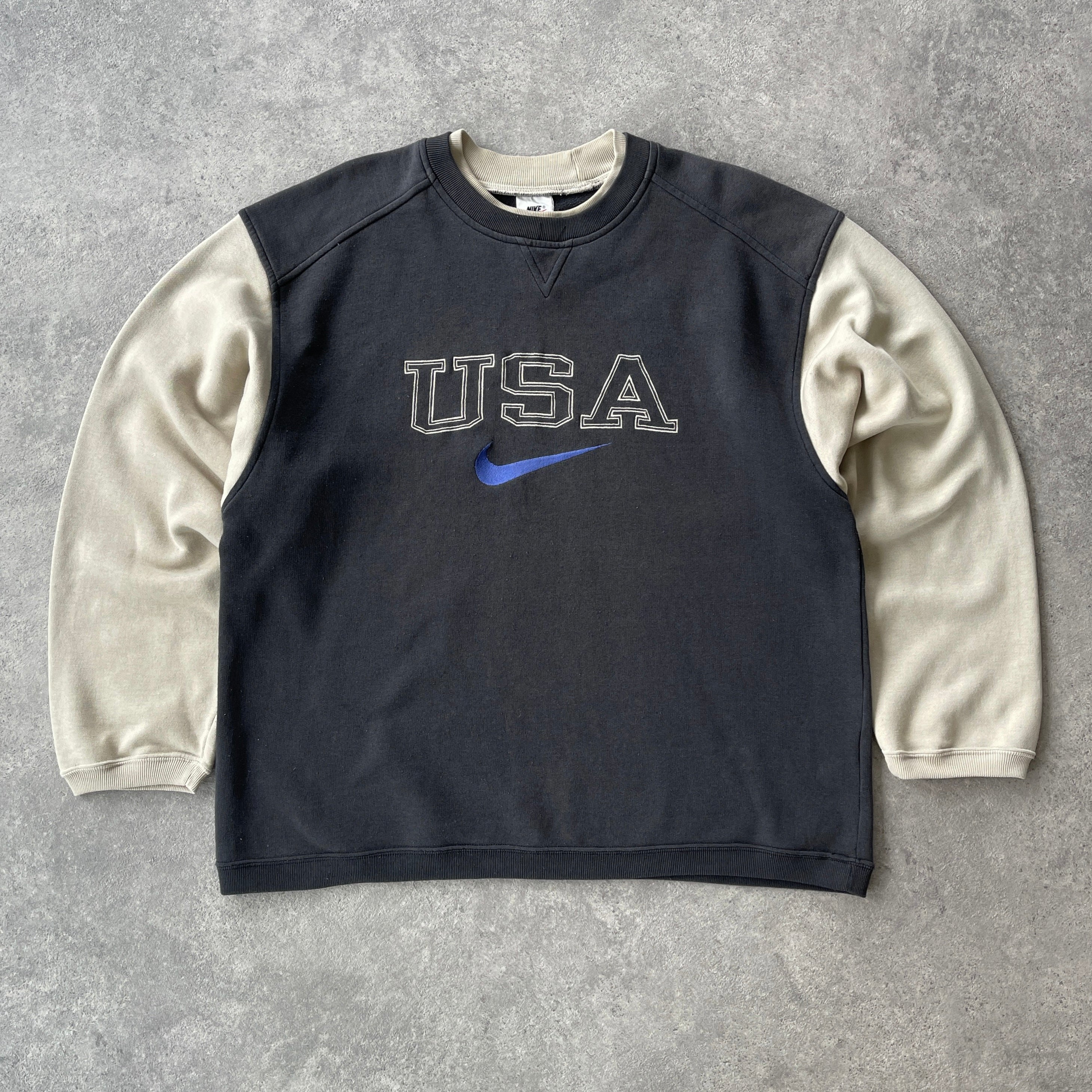 Nike 1990s heavyweight embroidered USA sweatshirt (L)