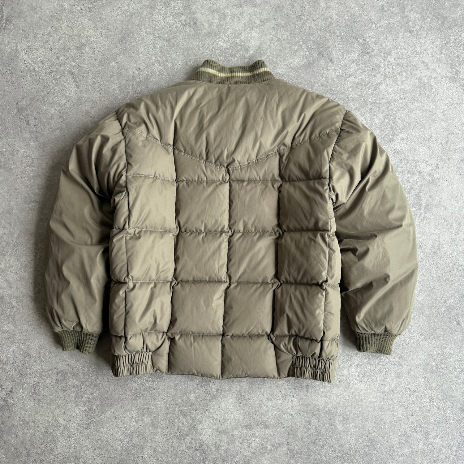 Stussy Outdoor RARE 1990s down fill puffer bomber jacket (M)