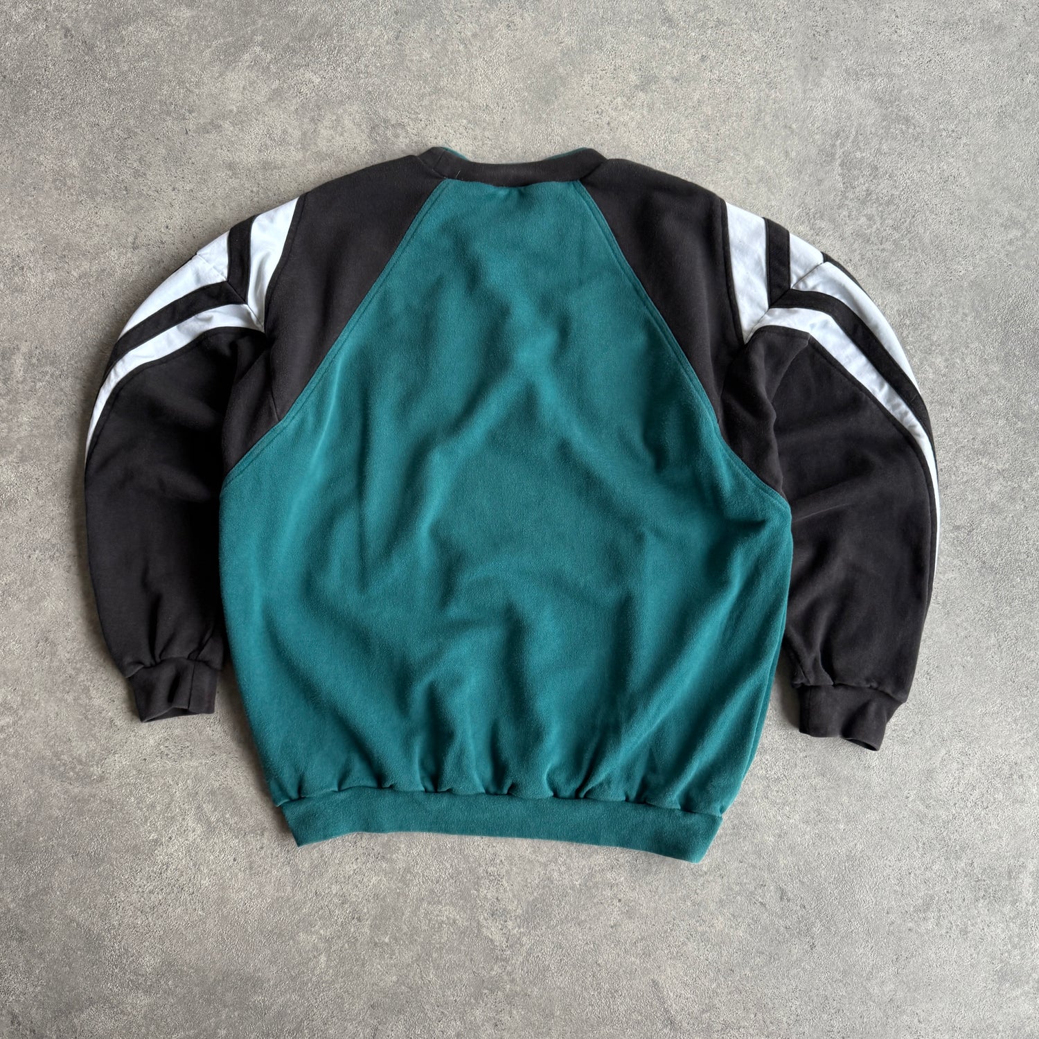 Adias 1990s heavyweight colour block embroidered sweatshirt (L)