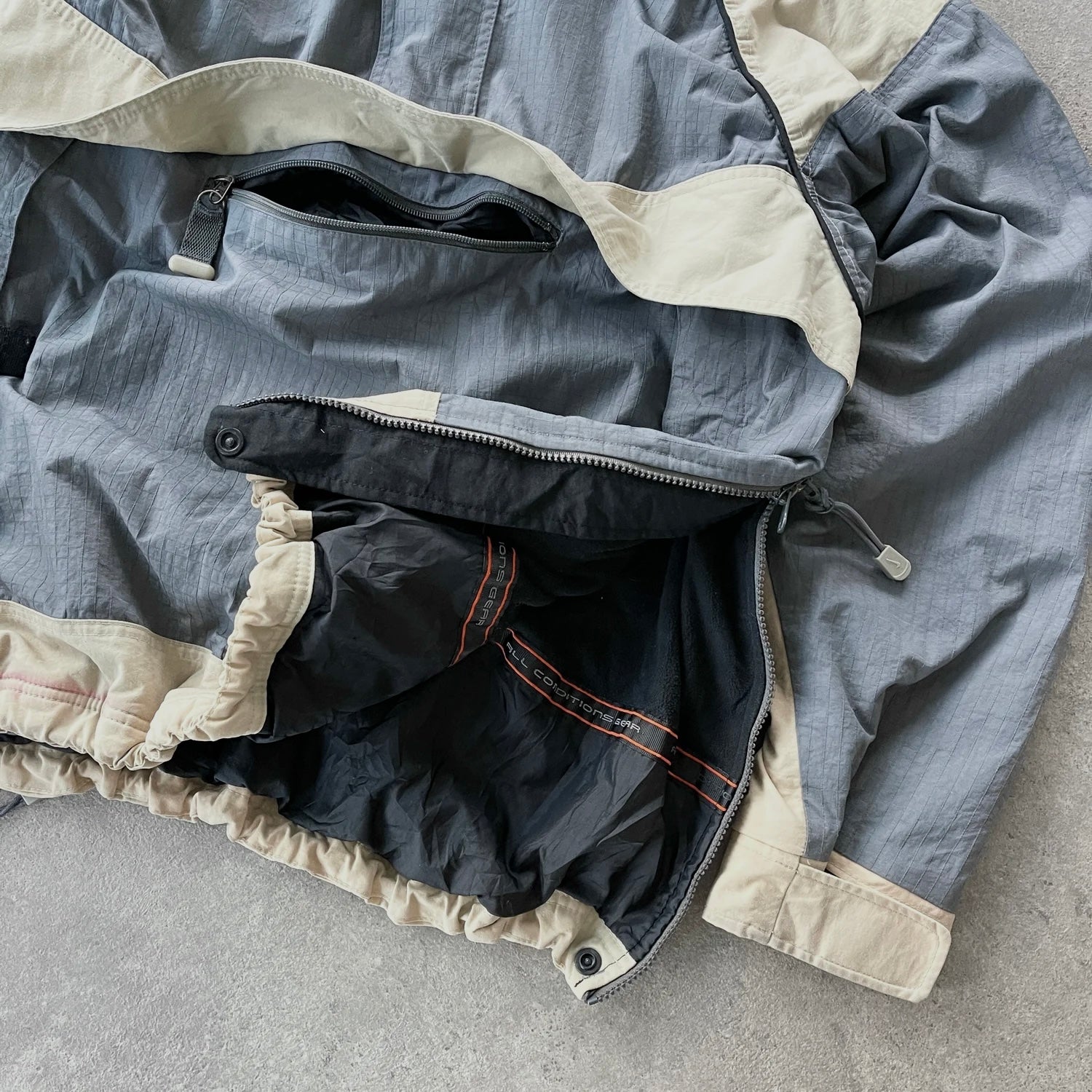 Nike ACG RARE 1990s stormfit heavyweight fleece lined padded jacket (L)