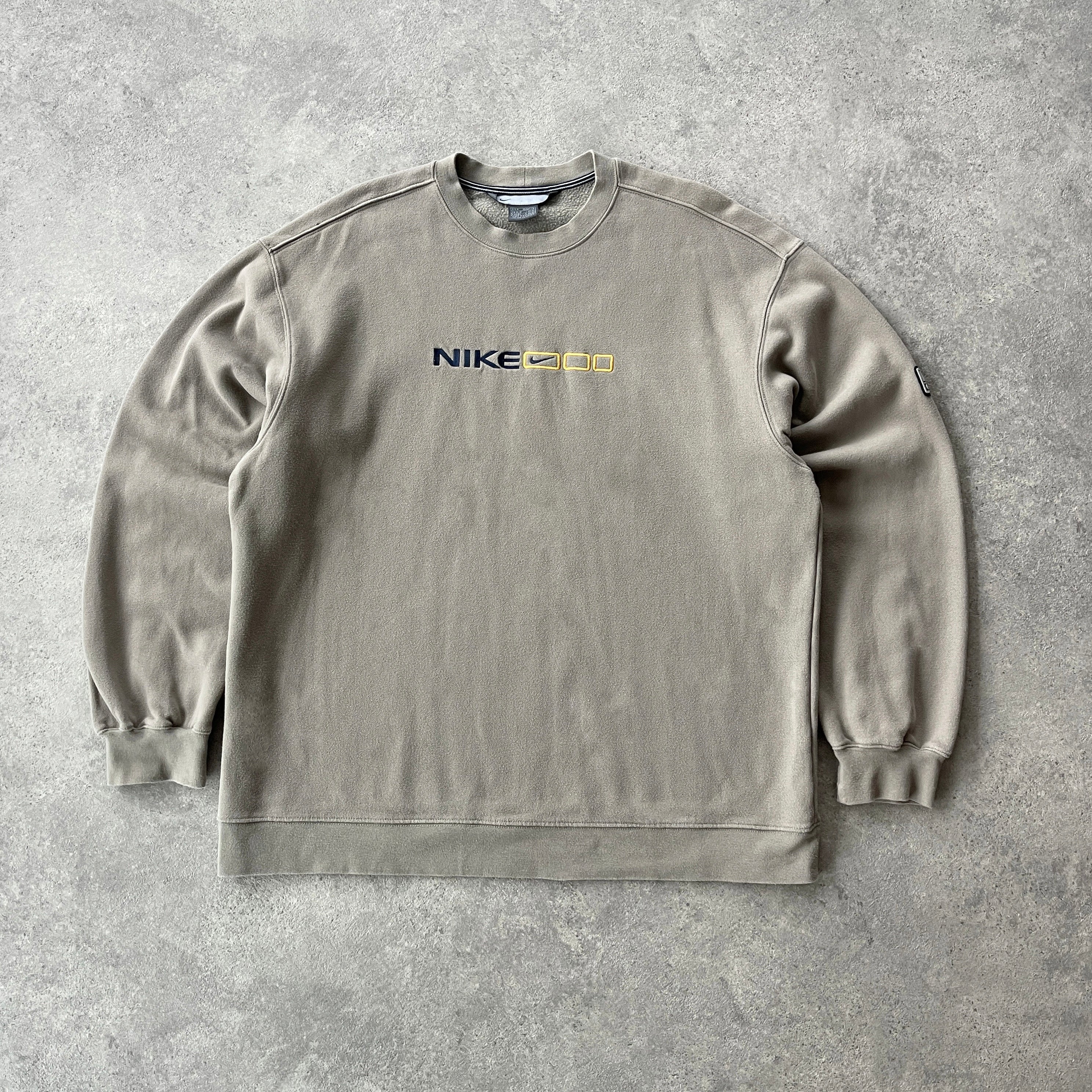 Nike RARE 2002 heavyweight embroidered spellout sweatshirt (L)