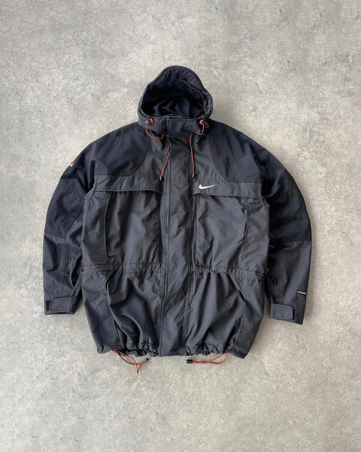 Nike ACG RARE 1990s storm fit heavyweight technical jacket (M)