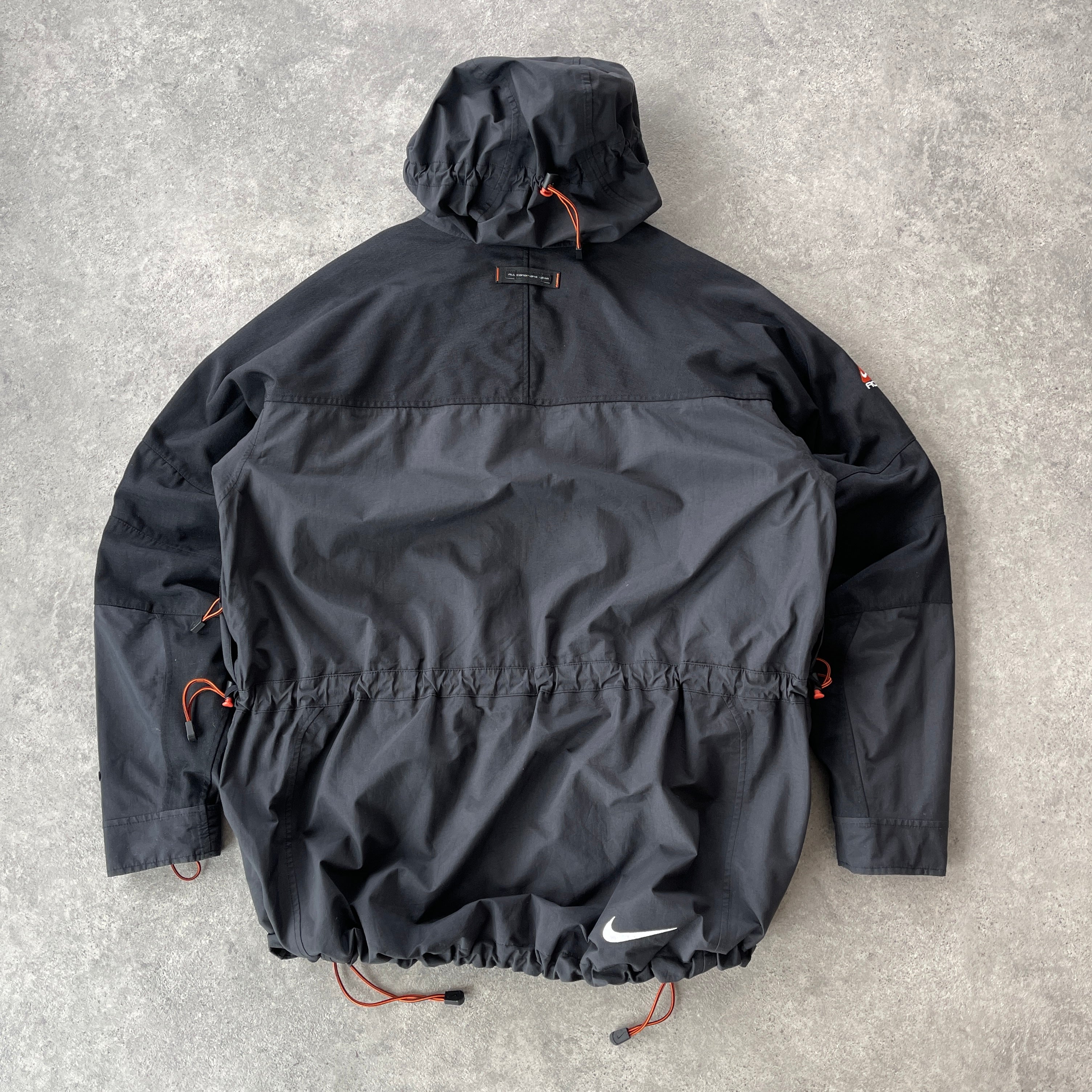 Nike ACG RARE 1990s storm fit heavyweight technical jacket (L)