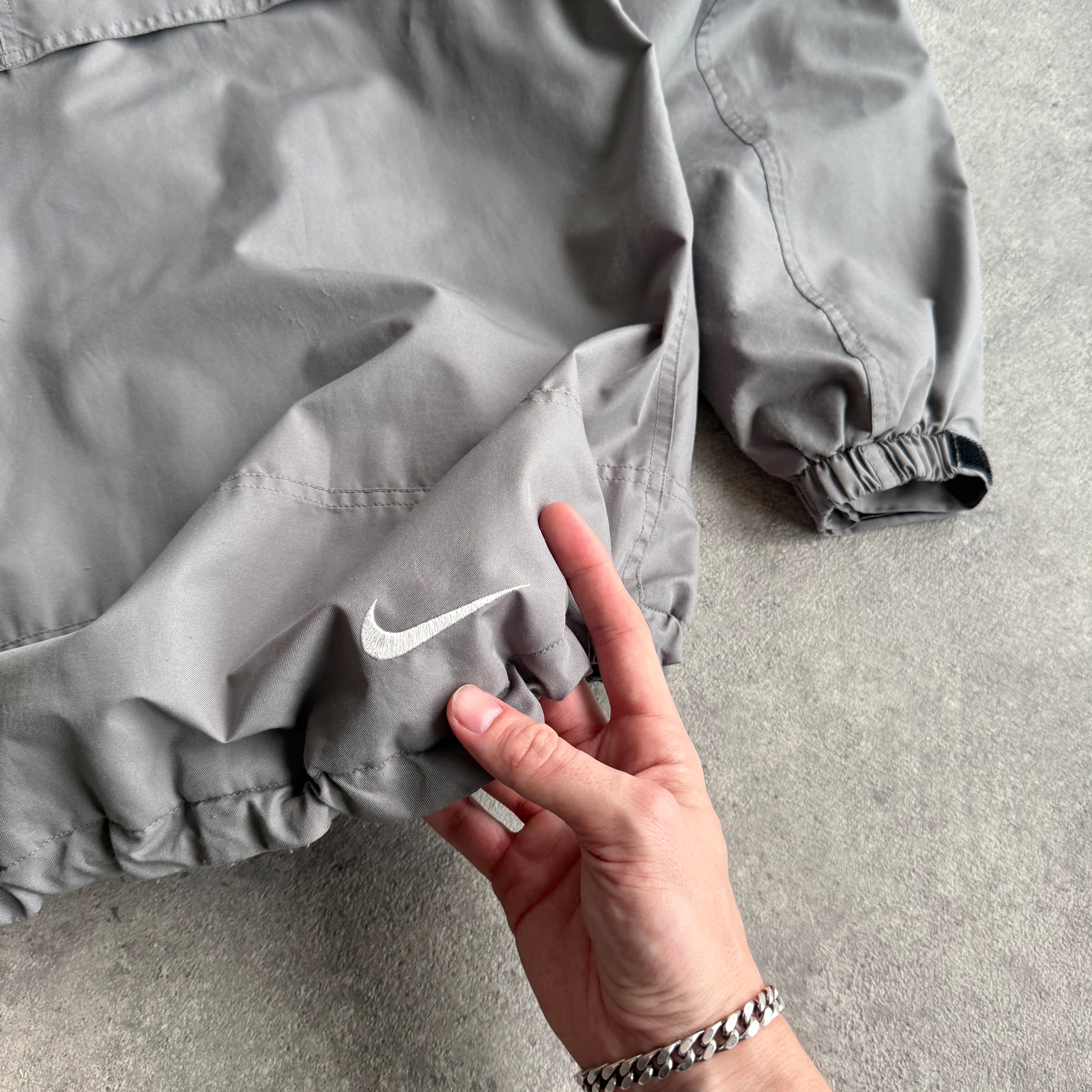 Nike ACG 1990s Nike-fit technical waterproof jacket (L)