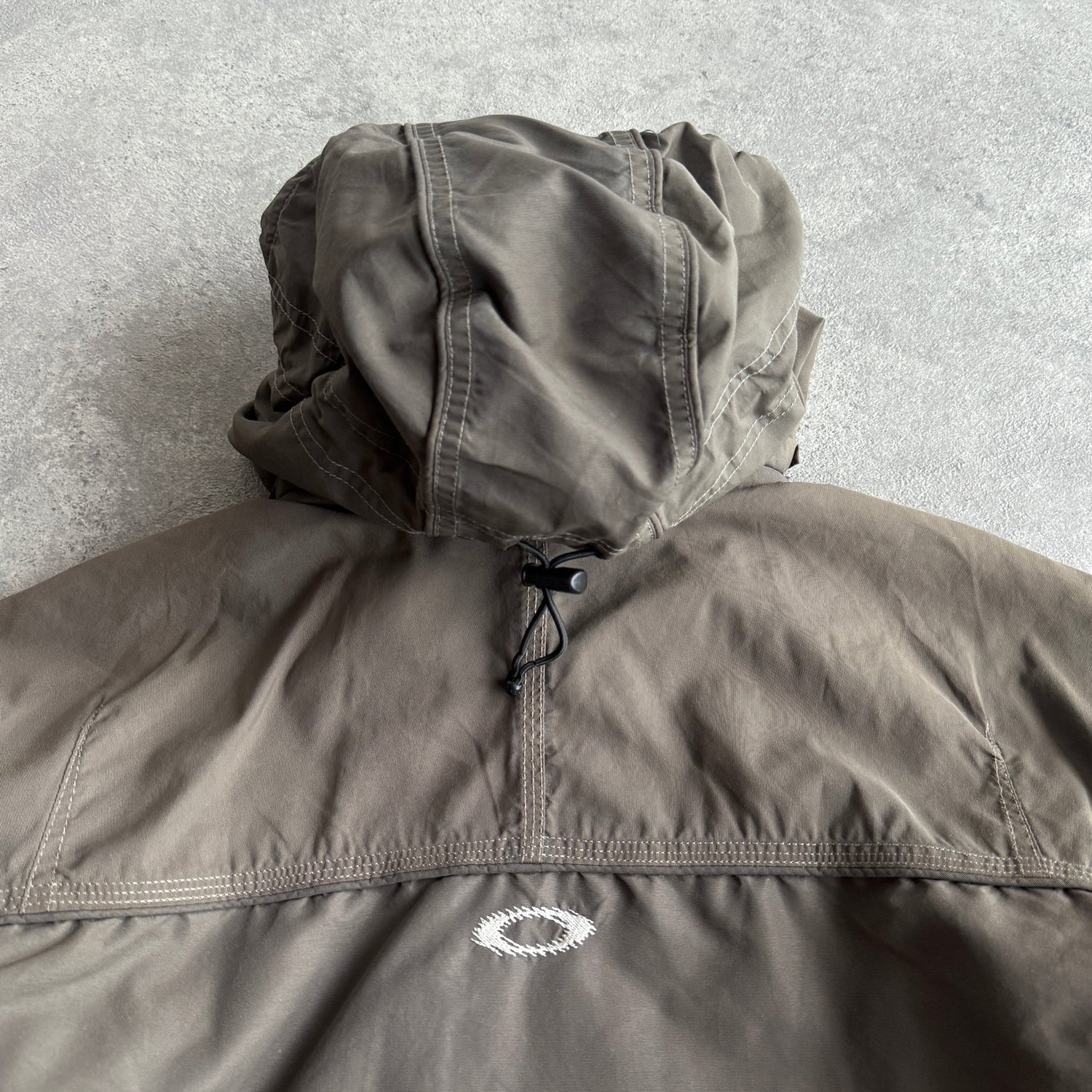 Oakley Software RARE 2000s heavyweight waterproof technical jacket (M)
