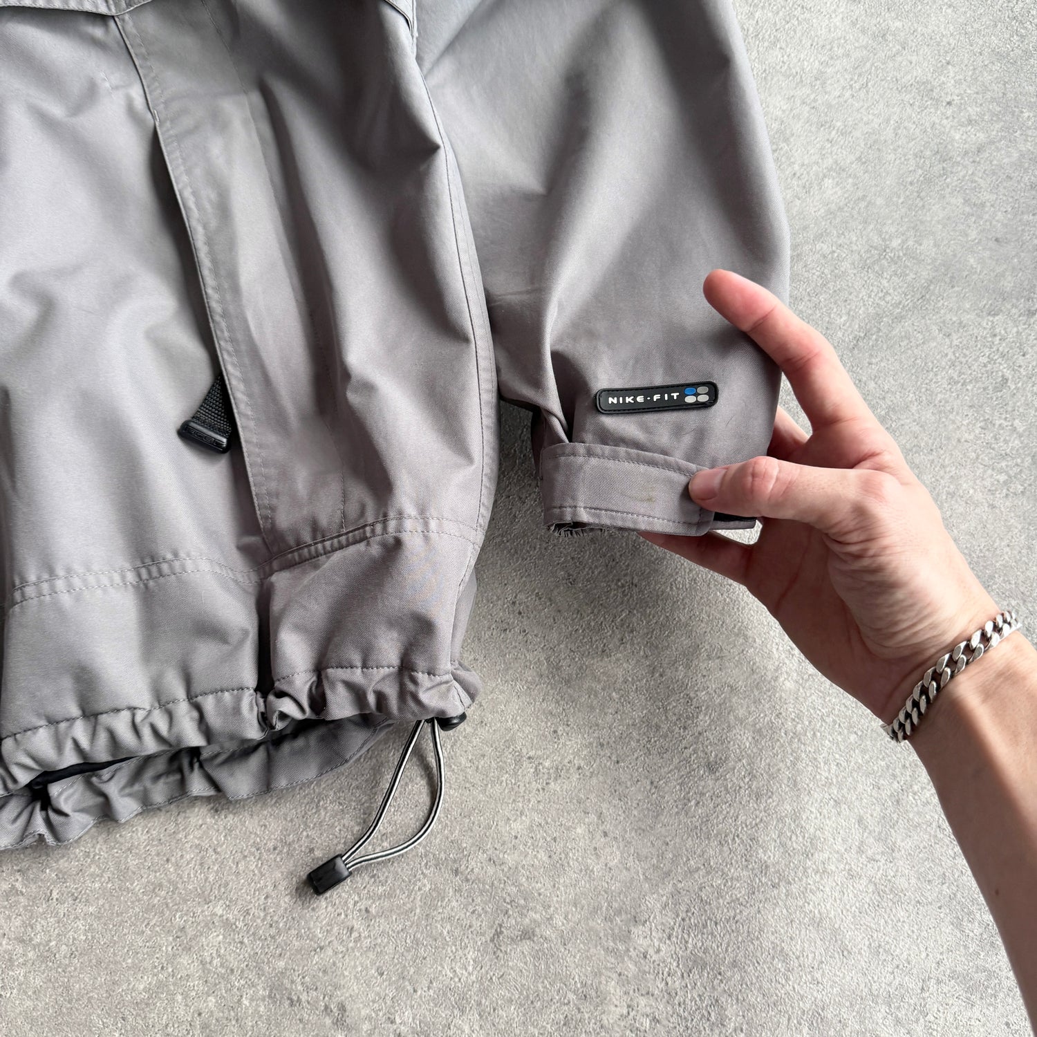 Nike ACG 1990s Nike-fit technical waterproof jacket (L)