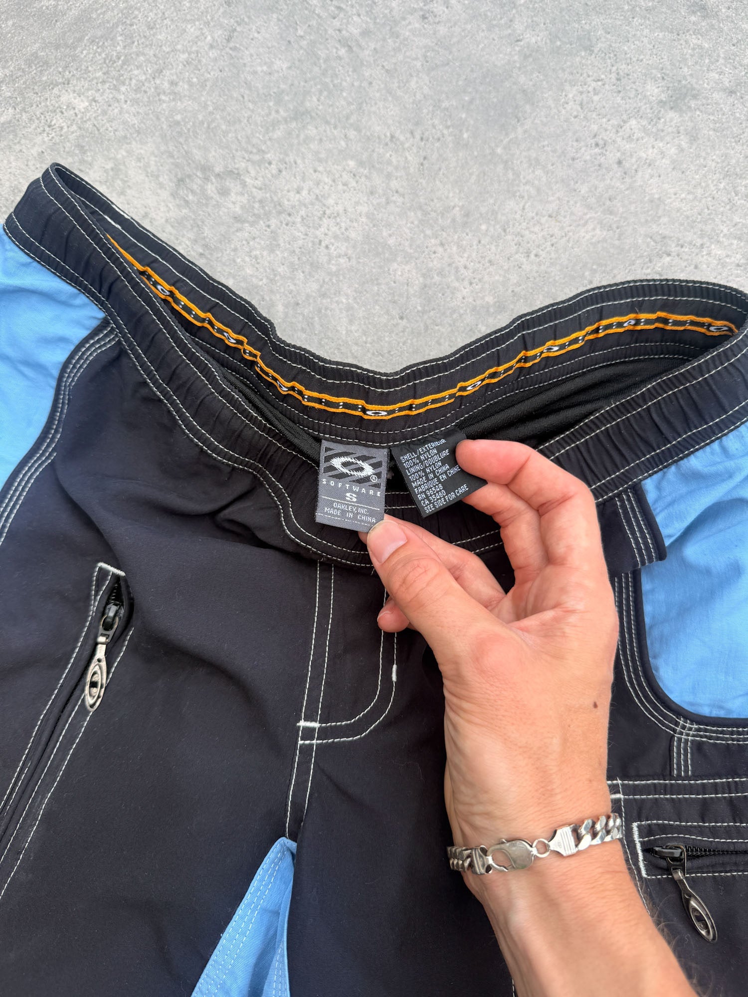 oakley software 2000s technical cargo shorts, pocket detail