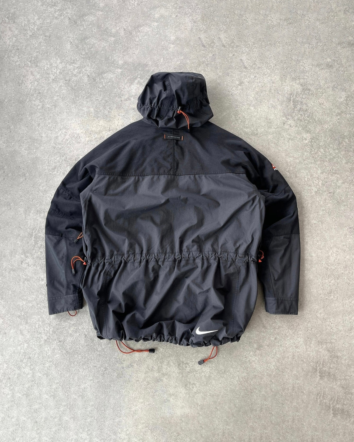 Nike ACG RARE 1990s storm fit heavyweight technical jacket (M)