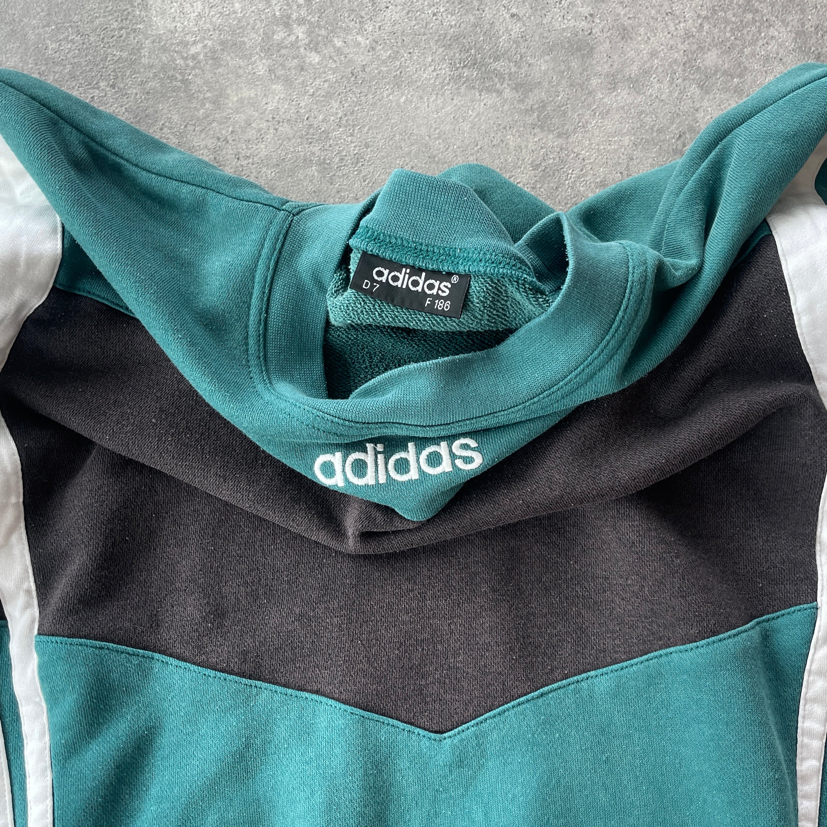 Adidas 1990s colour block embroidered sweatshirt (L)