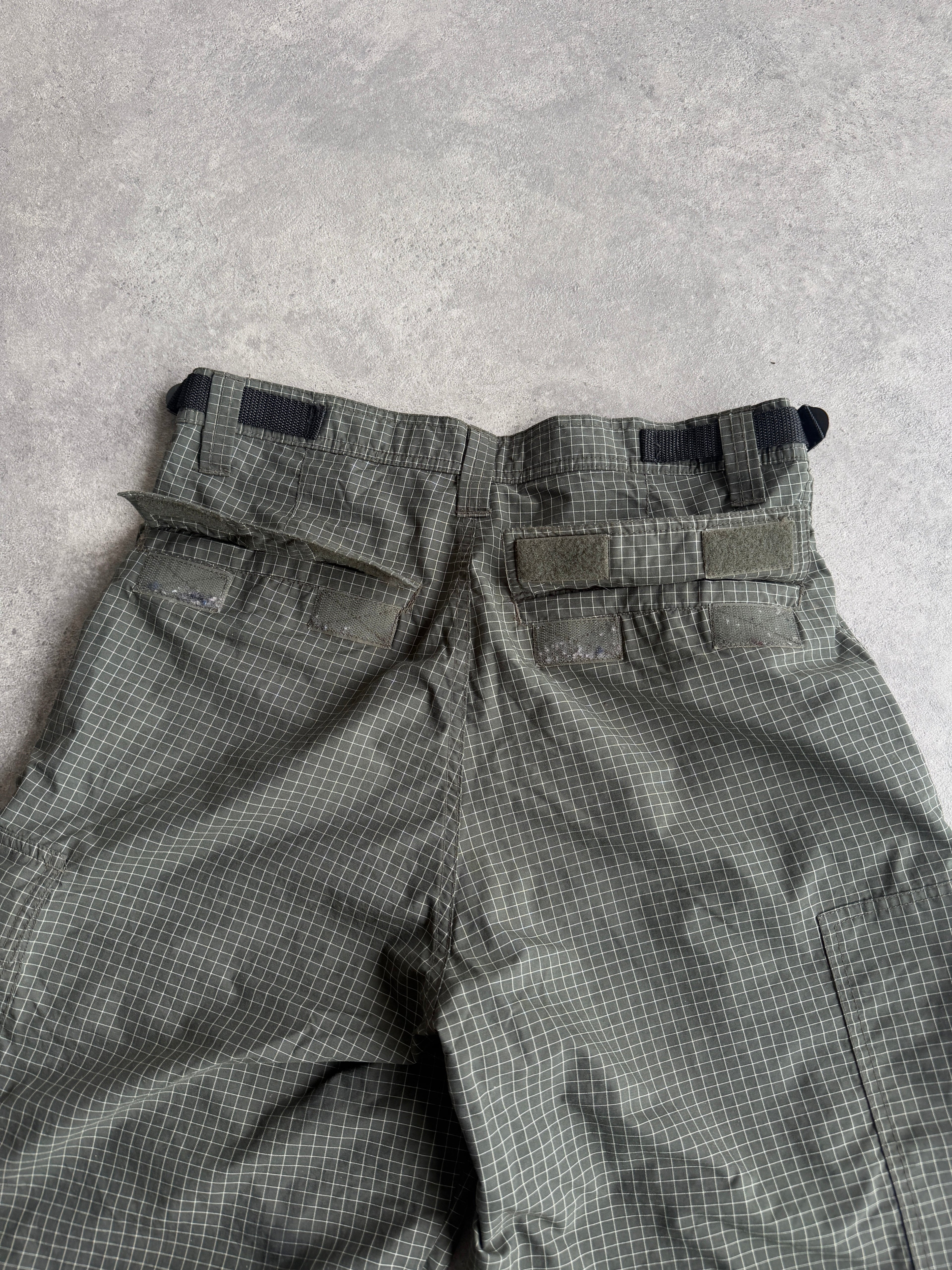 stussy 1990s technical parachute pants, velcro pocket detail