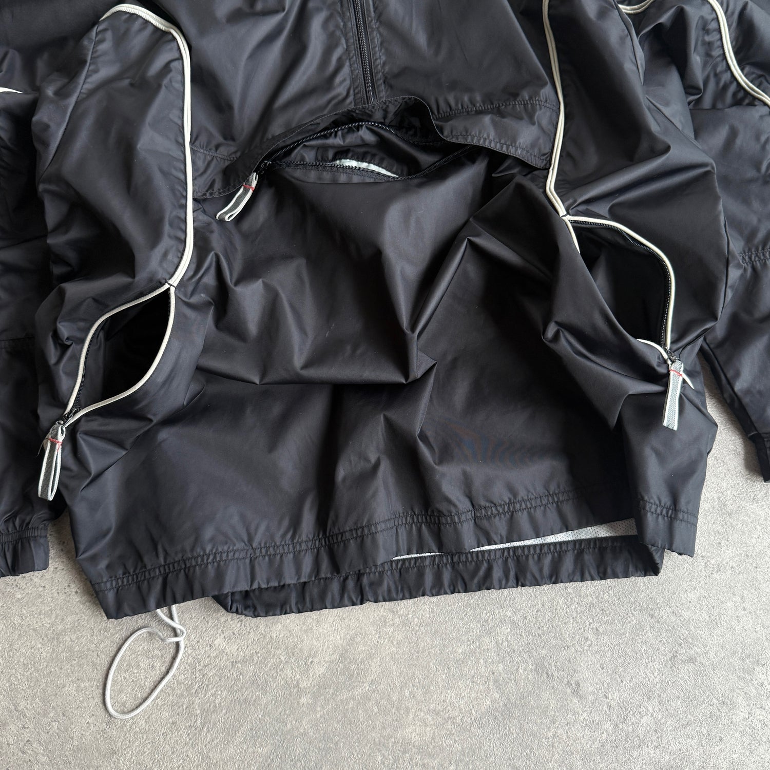 Nike 2001 technical lightweight spellout shell jacket (M)