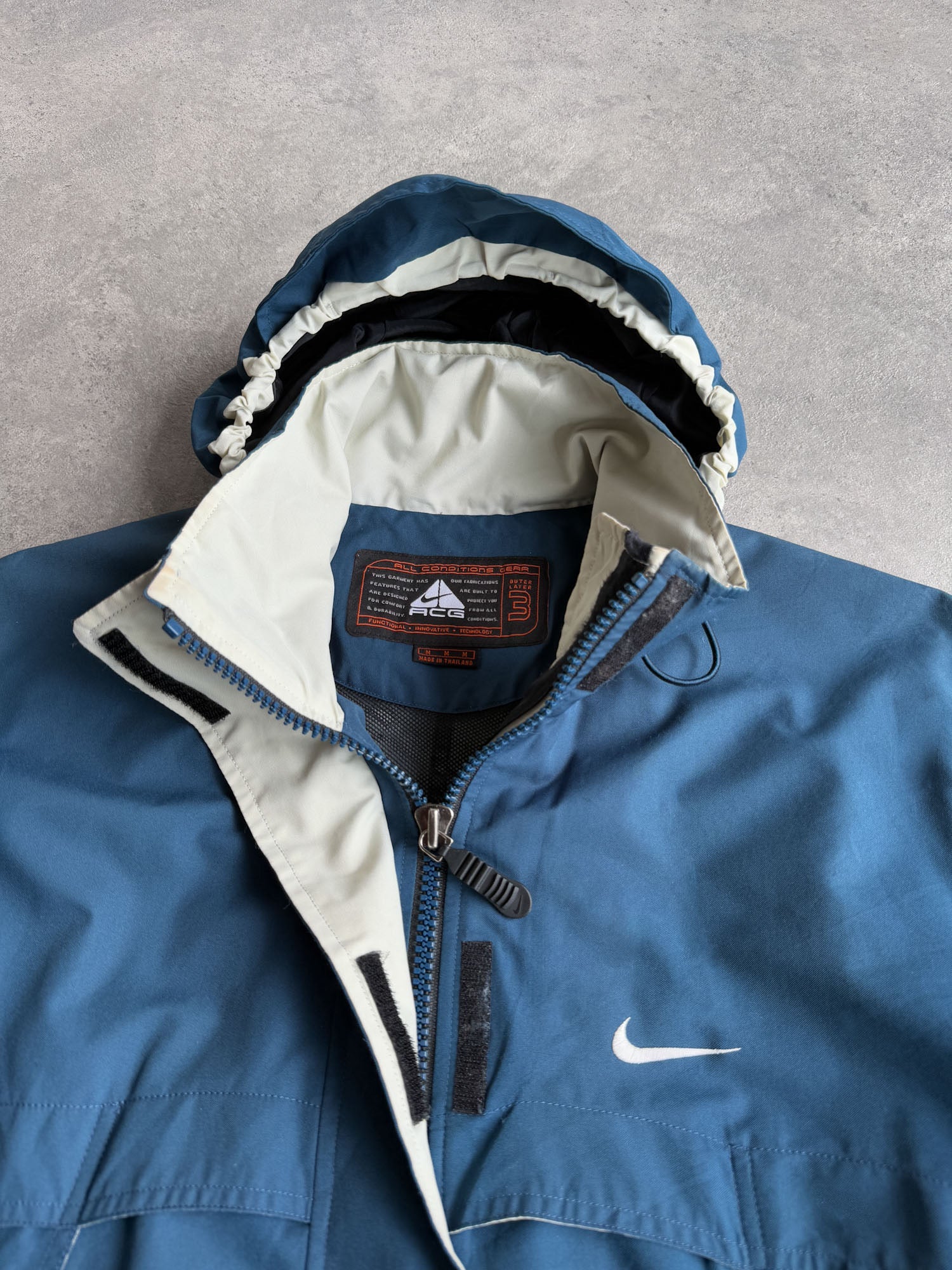 nike acg 1990s lightweight technical waterproof jacket, hood detail
