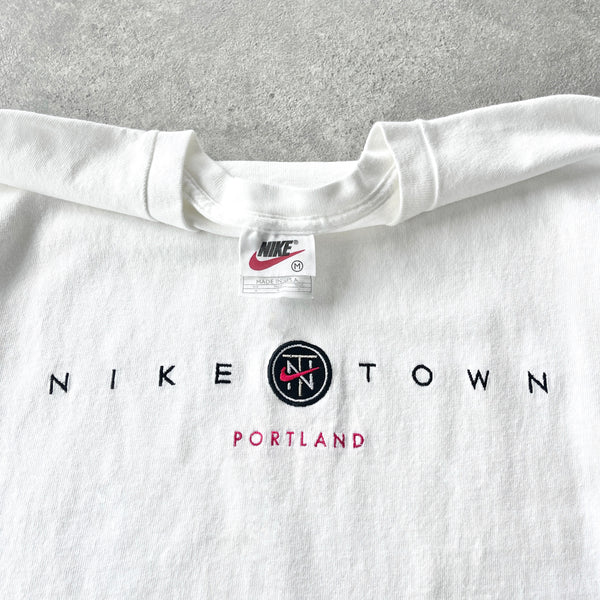 Nike Town Portland 1990s heavyweight embroidered t-shirt (M)