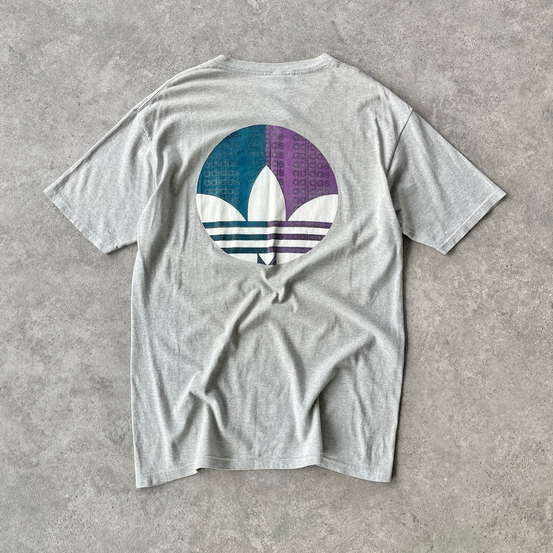 Adidas 1990s heavyweght graphic t-shirt (L)