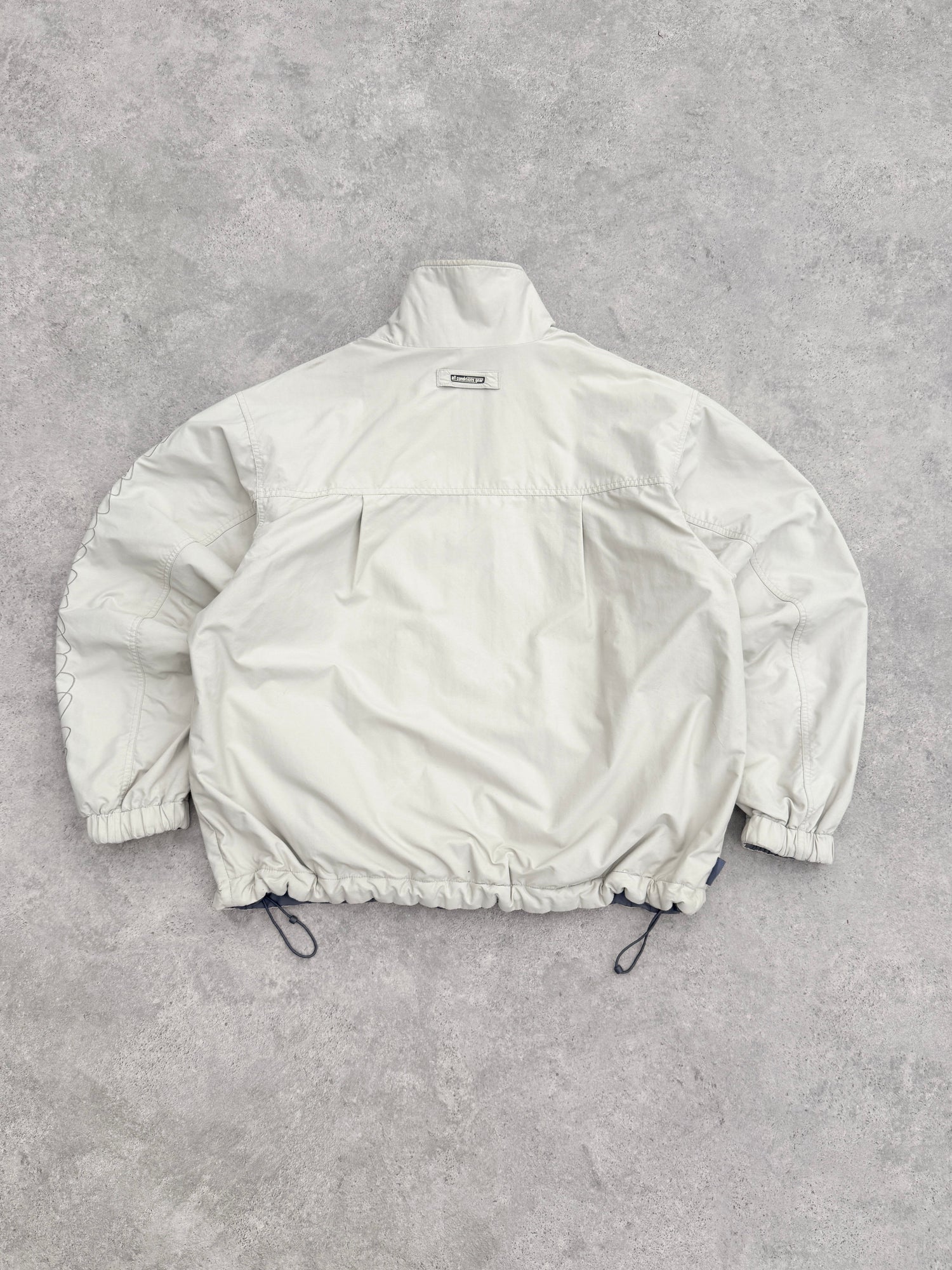 nike acg 2000s reversible storm clad fleece jacket, zip and cuff detail