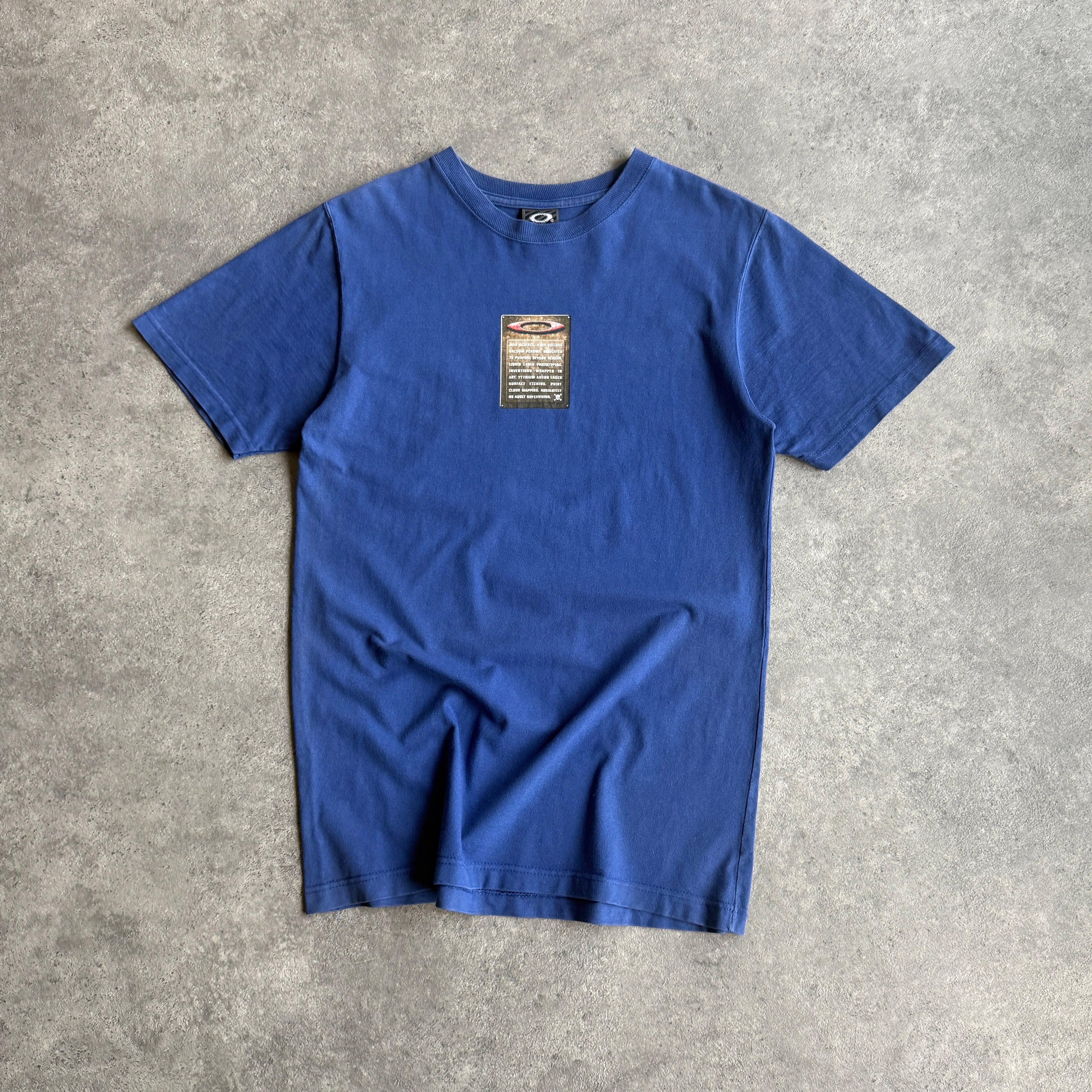 Oakley Software RARE 2000s heavyweight graphic t-shirt (S)