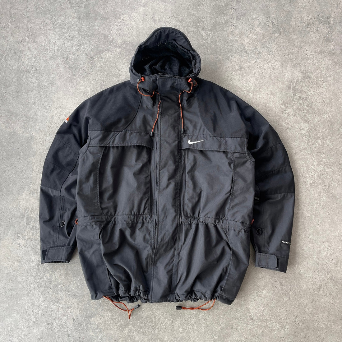 Nike ACG RARE 1990s storm fit heavyweight technical jacket (L)