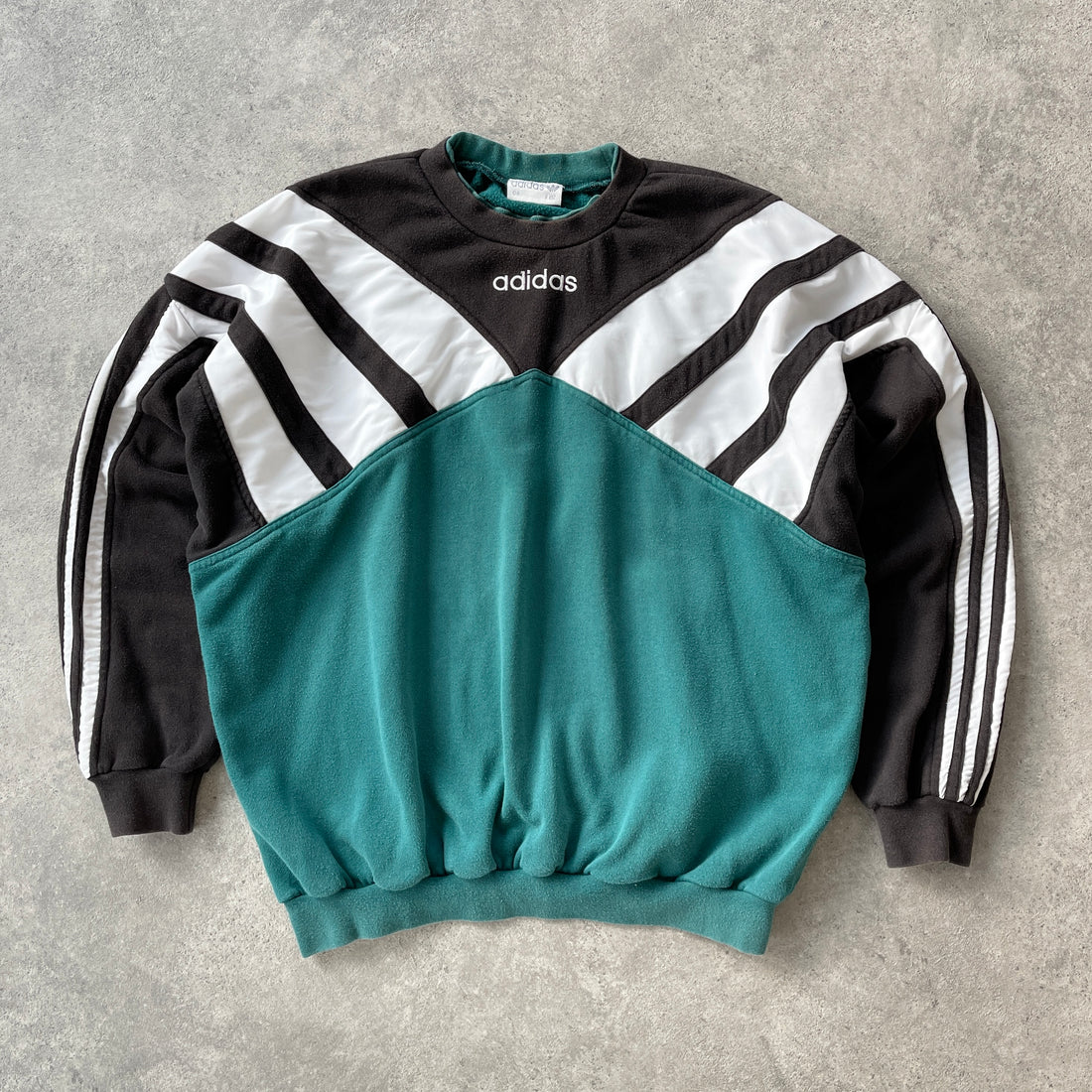 Adidas 1990s colour block embroidered graphic sweatshirt (L)