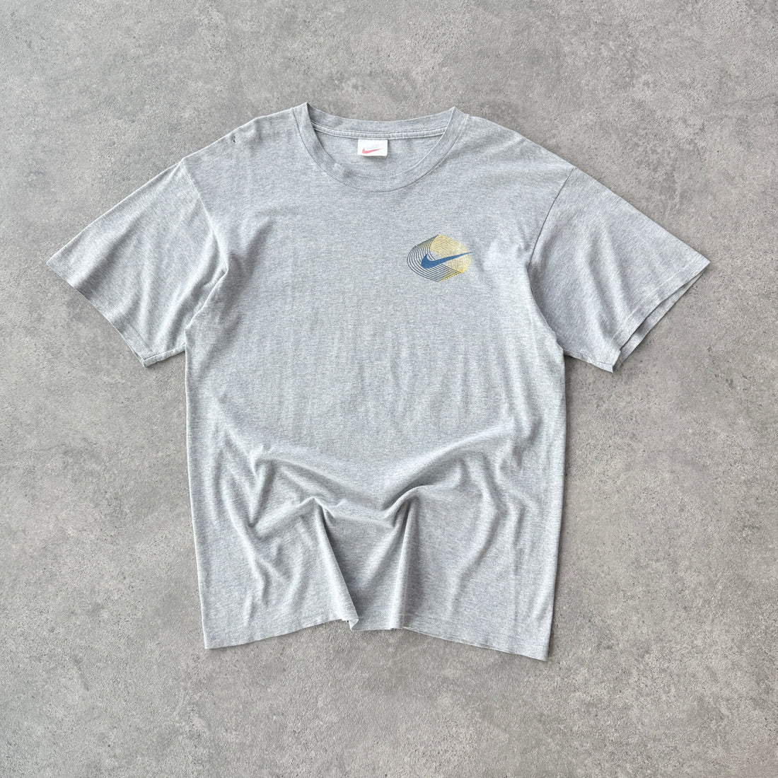 Nike 1990s heavyweight graphic logo t-shirt (M)