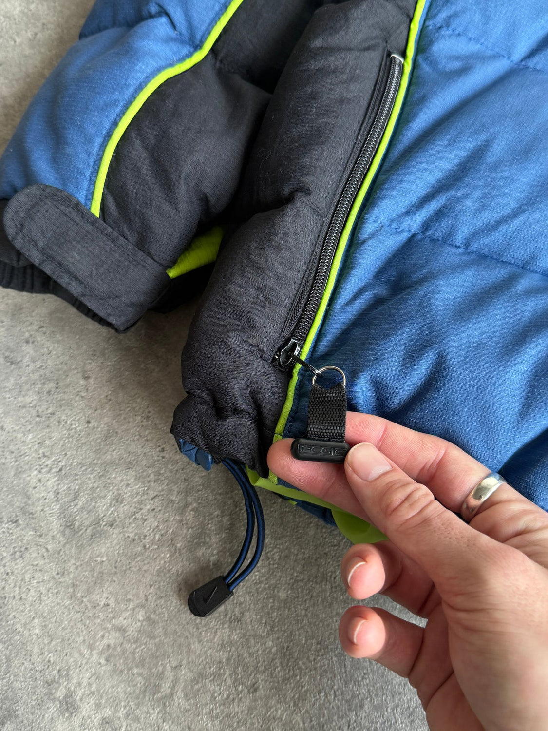 nike acg 1998 technical down fill puffer jacket, panel construction detail