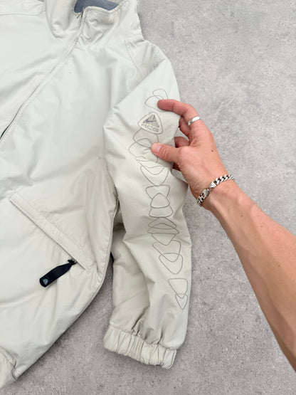 nike acg 2000s reversible storm clad fleece jacket, sleeve logo detail