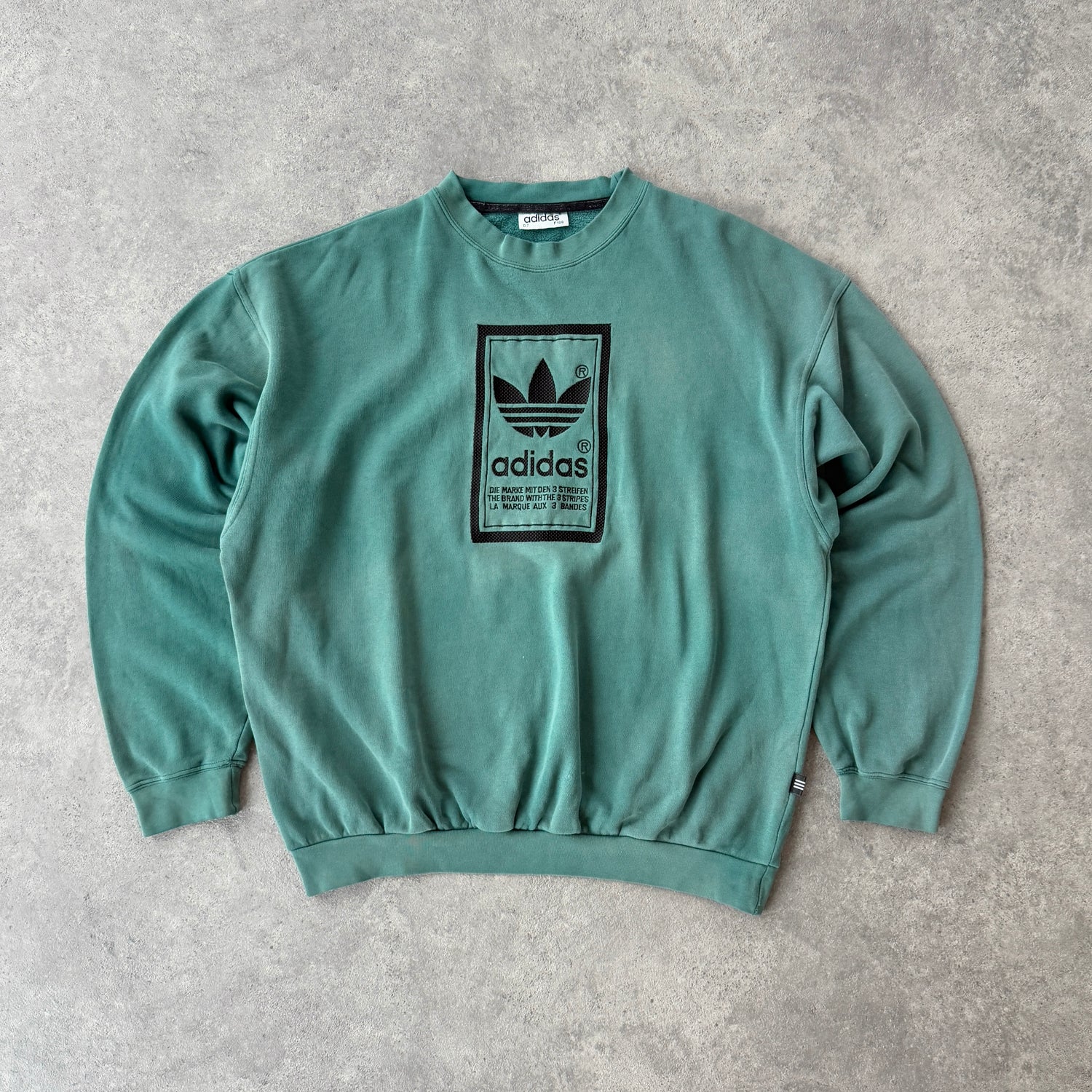 Adidas RARE 1990s heavyweight embroidered sweatshirt (L)