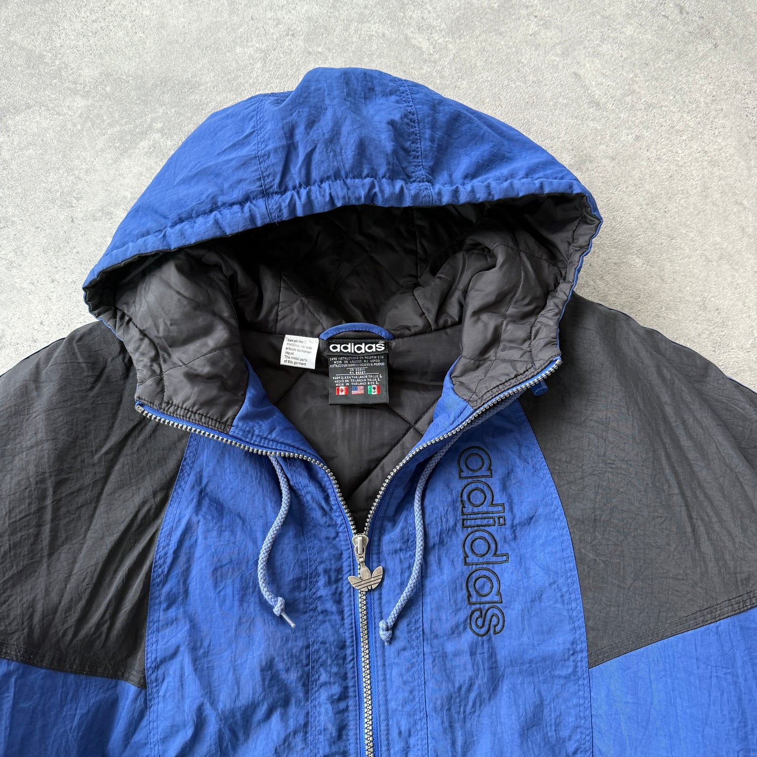 Adidas RARE 1990s spellout puffer bomber jacket (L)