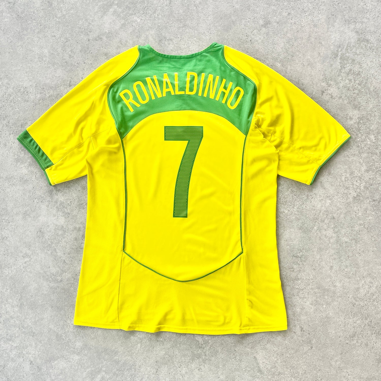 Brazil x Nike 2004/06 Ronaldinho football home shirt (L)