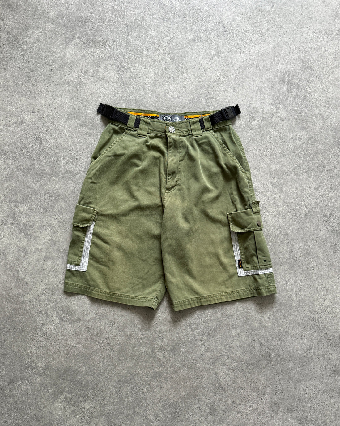 oakley software 2000s technical cargo shorts (s)