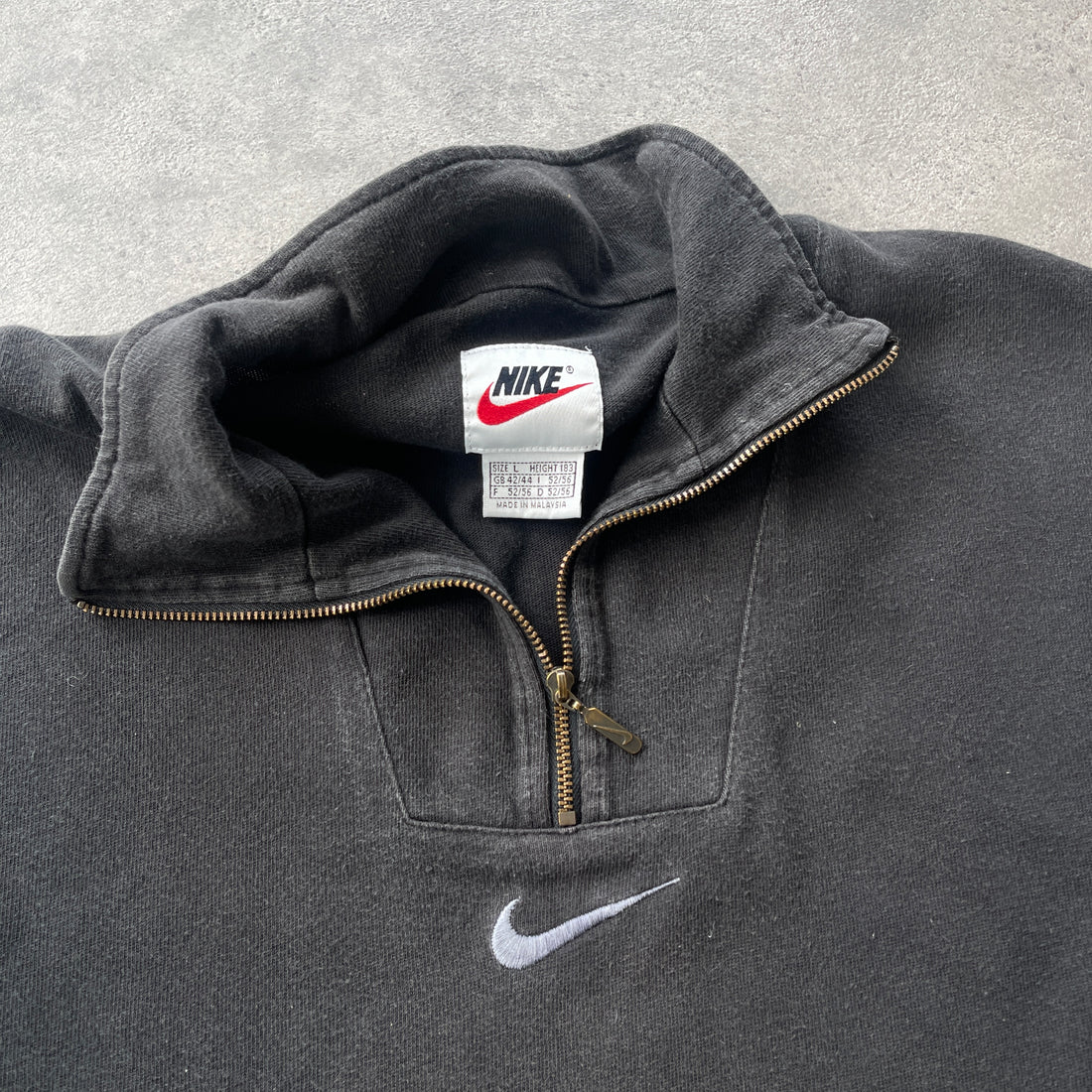 Nike 1990s 1/4 zip heavyweight embroidered sweatshirt (L)