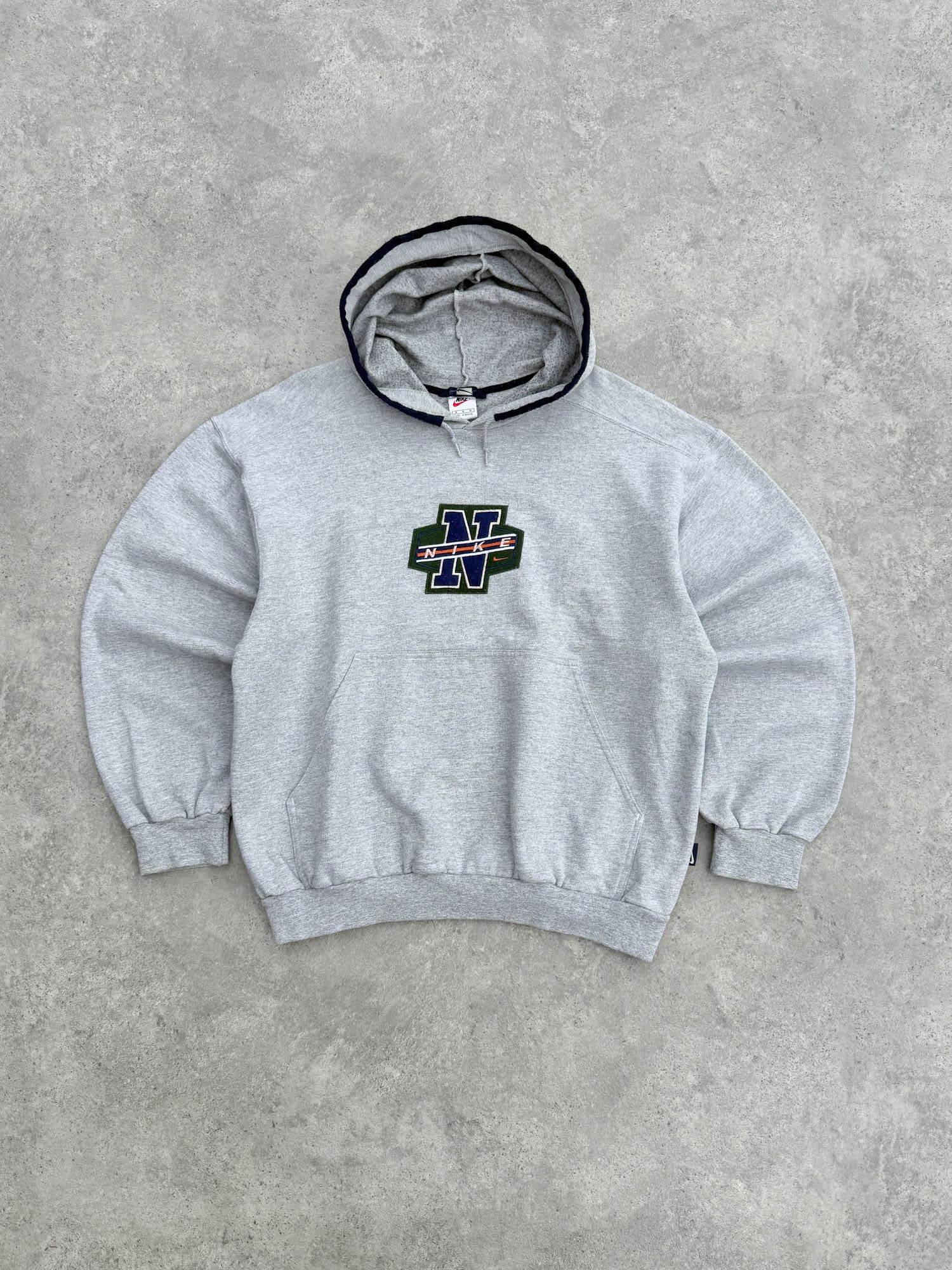 nike 1990s heavyweight embroidered spellout hoodie in grey marl, front view
