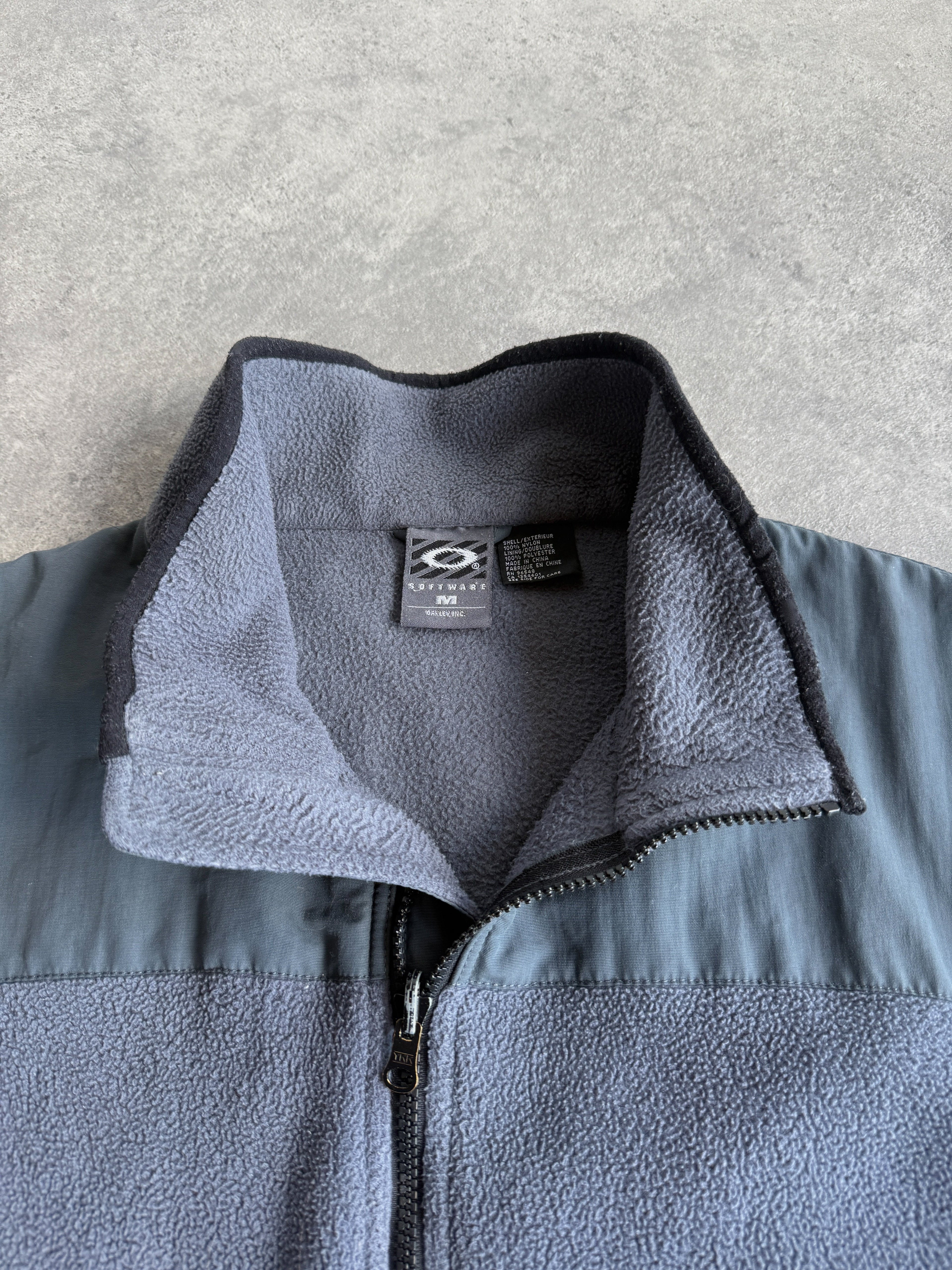 oakley software 2000s technical fleece vest in grey, back view
