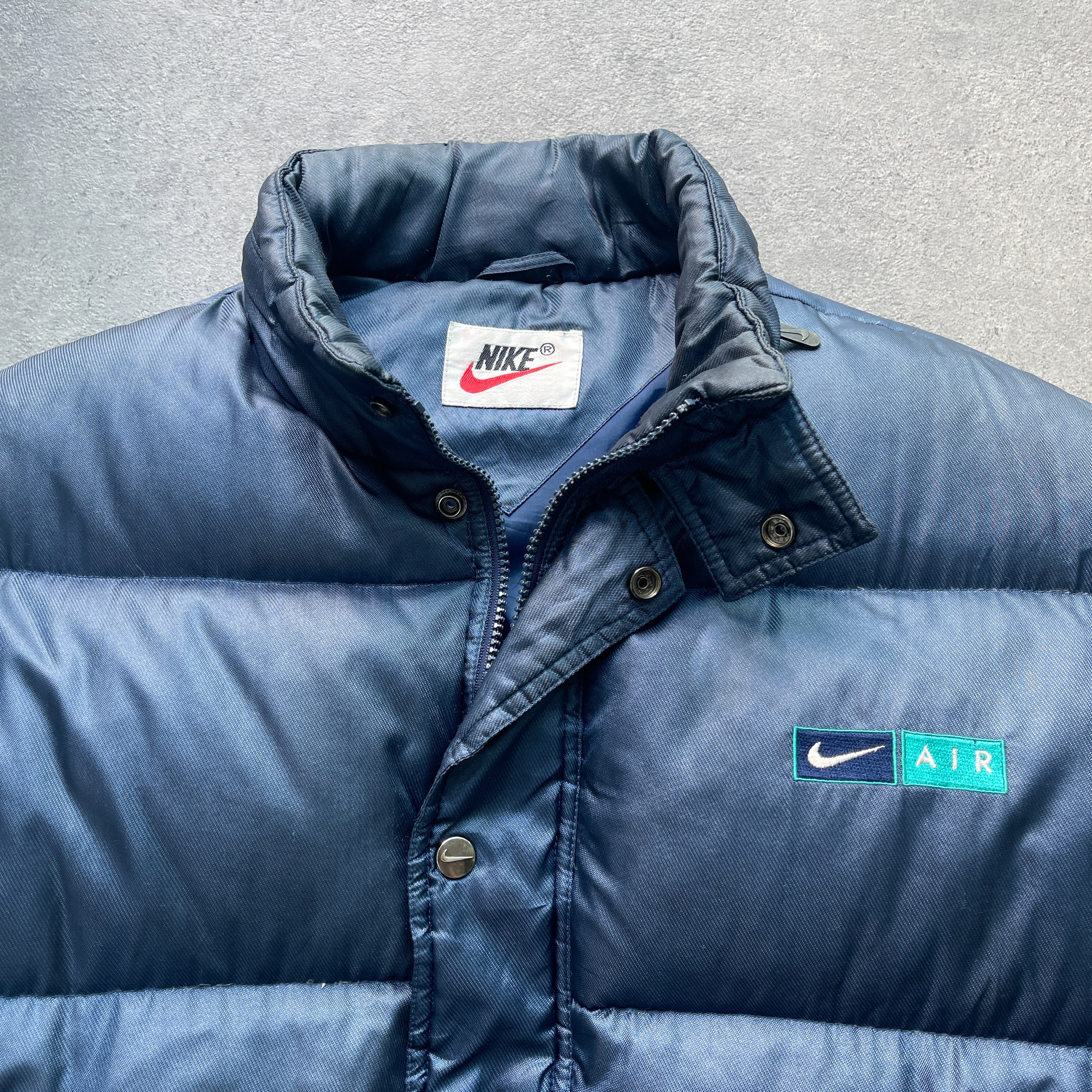 Nike Air RARE 1990s heavyweight down fill puffer jacket (L)