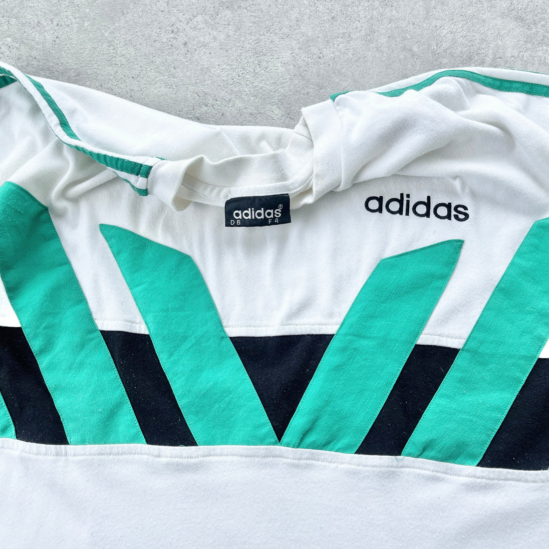 Adidas 1990s colour block embroidered t-shirt (M)