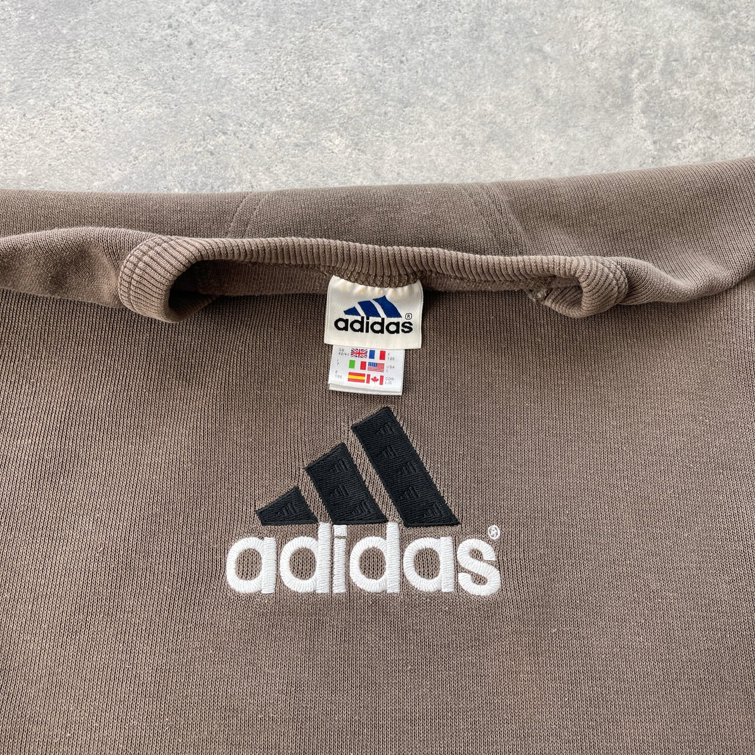 Adidas 1990s heavyweight embroidered ribbed sweatshirt (L)