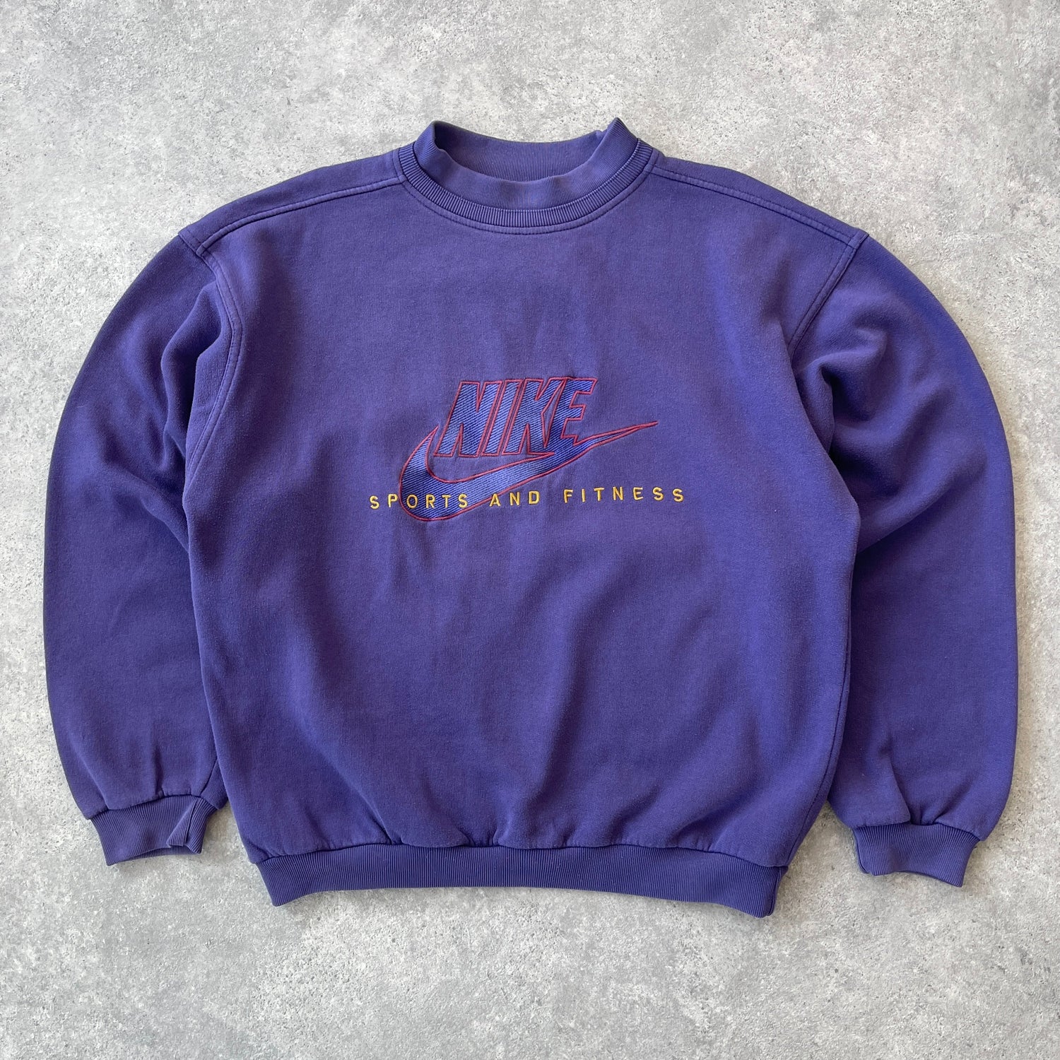 Nike RARE 1990s ‘sports and fitness’ heavyweight embroidered sweatshirt (M)