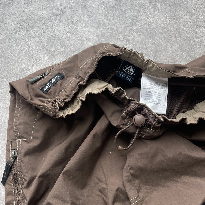 Nike ACG 2000s lightweight technical parachute pants (S) – Linear