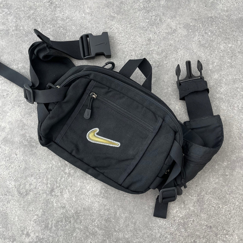 Nike 1990s cross body utility bag (11”x9”x5”)