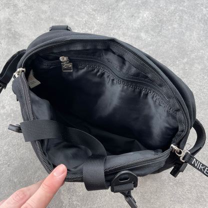 Nike ACG 1990s cross body utility bag (12”x8”)