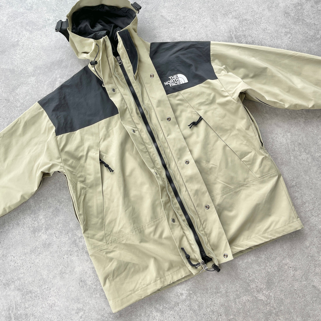 The North Face Gore-tex insulated mountain jacket (XL)